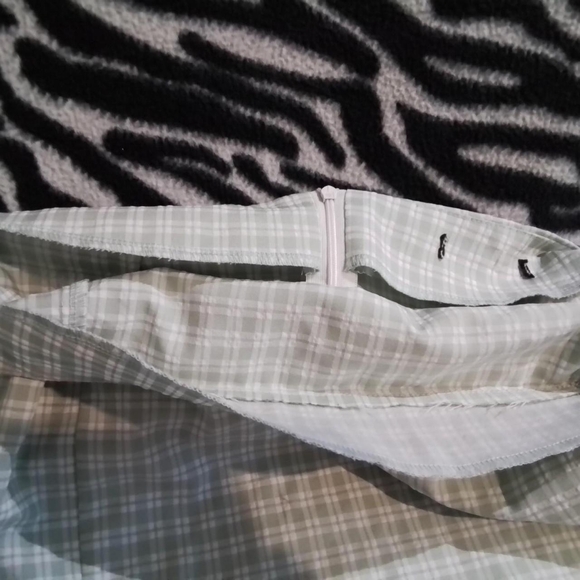 Plaid Mini Skirt - Picture 4 of 6